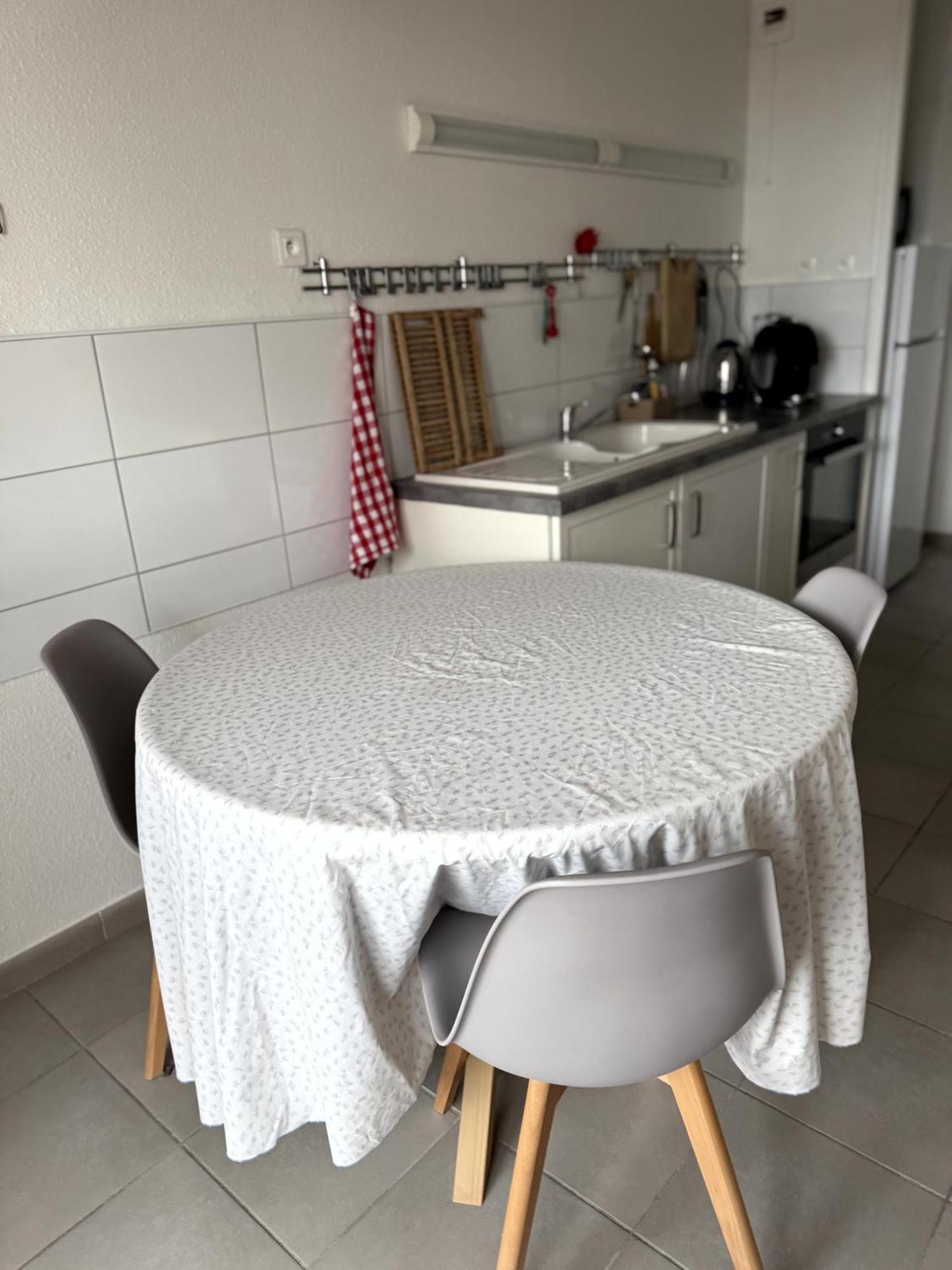 Appartement 4P 70M2 Plein Centre Avec Parking Agen Bagian luar foto